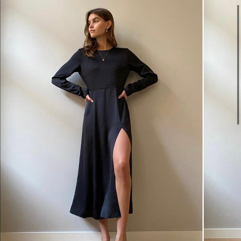 Aritzia evora dress in rust wood color